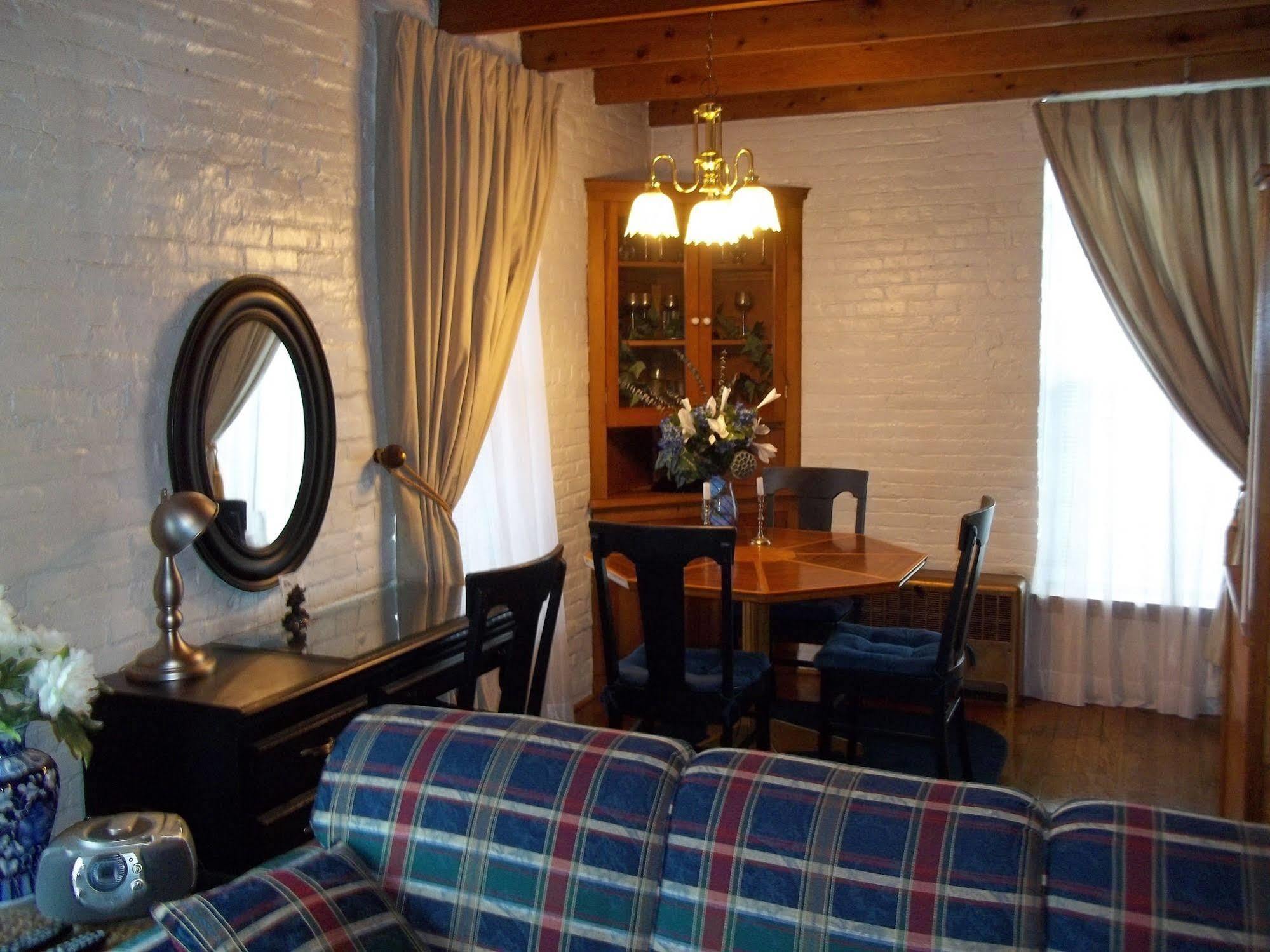 The Rivers Edge Executive Suites Tiffin Exterior photo